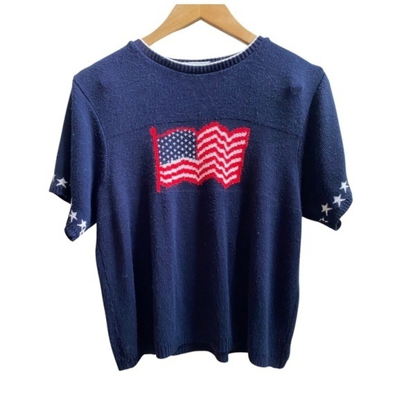 Hanes Tops - Vintage USA Flag Short‎ Sleeve Knit Top Medium America Preppy